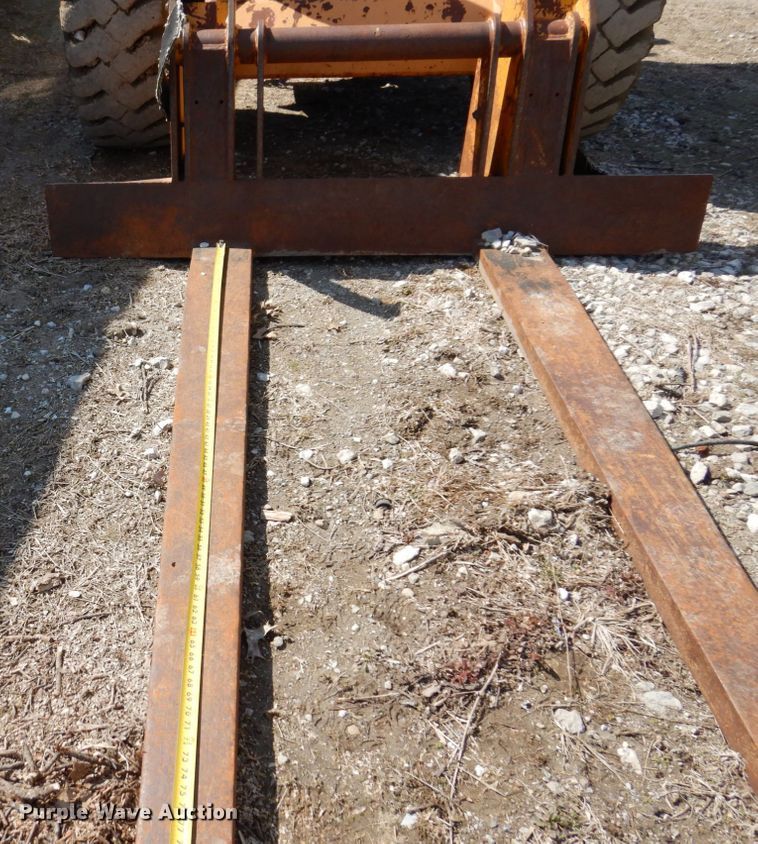 image for item IM9832 1987 Case W20C  wheel loader