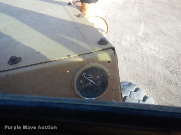 image for item IM9832 1987 Case W20C  wheel loader