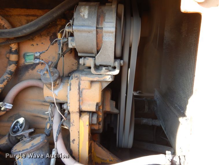 image for item IM9832 1987 Case W20C  wheel loader