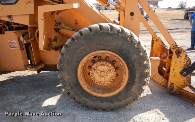 image for item IM9832 1987 Case W20C  wheel loader