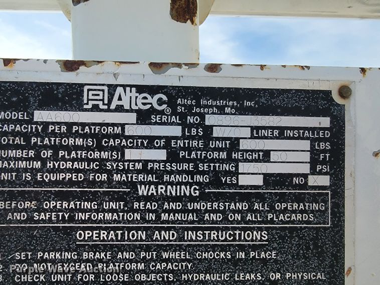 image for item JE9906 1997 Ford F800  bucket truck