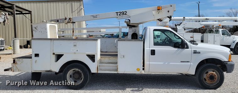 image for item JE9919 1999 Ford F450 Super Duty XL  bucket truck