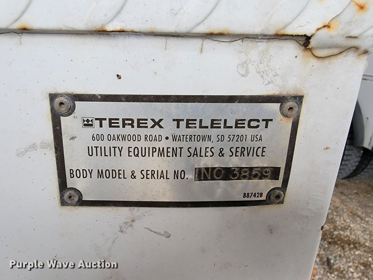 image for item JE9919 1999 Ford F450 Super Duty XL  bucket truck