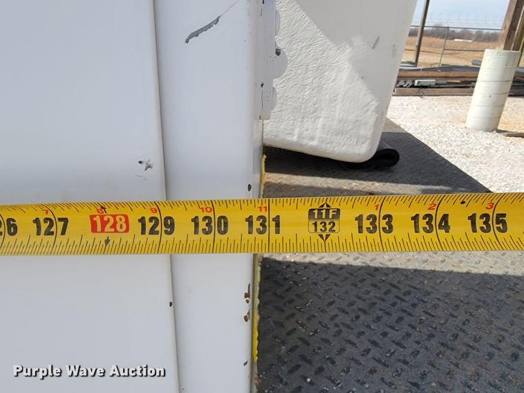 image for item JE9919 1999 Ford F450 Super Duty XL  bucket truck