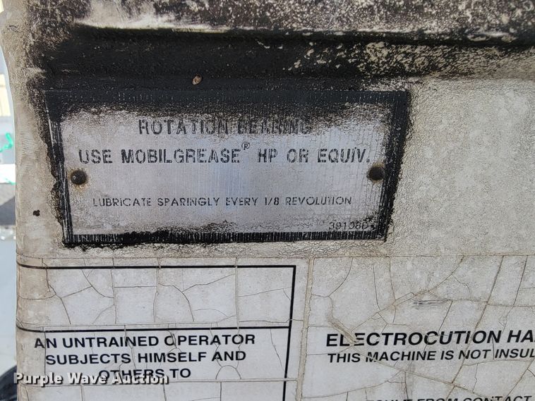 image for item JE9919 1999 Ford F450 Super Duty XL  bucket truck