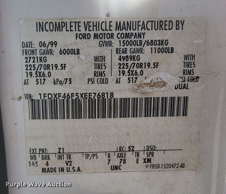 image for item JE9919 1999 Ford F450 Super Duty XL  bucket truck