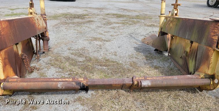 image for item JE9930 9' W scraper