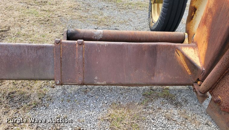 image for item JE9930 9' W scraper