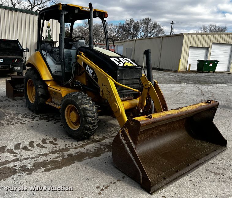 image for item JH9332 2008 Caterpillar 414E  landscape tractor