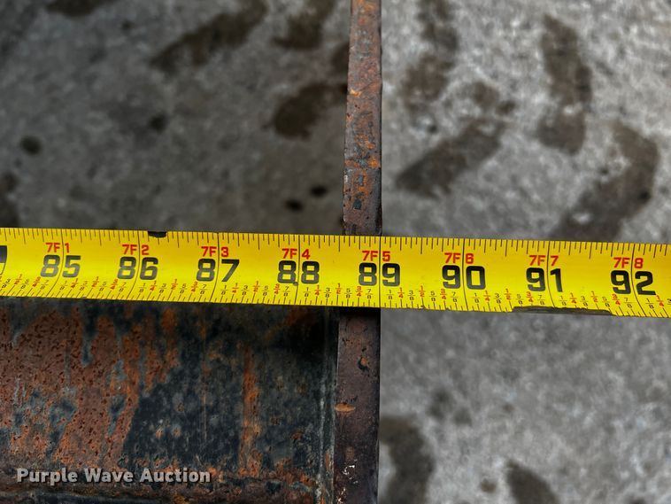 image for item JH9332 2008 Caterpillar 414E  landscape tractor