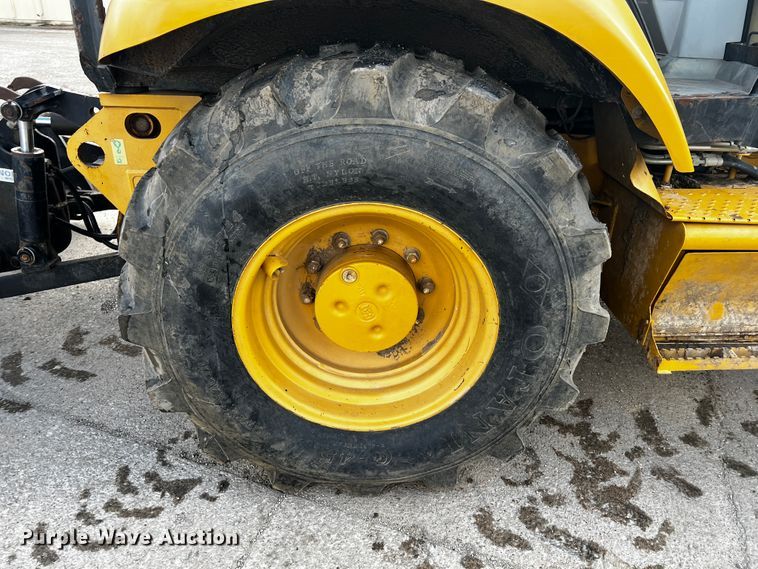 image for item JH9332 2008 Caterpillar 414E  landscape tractor