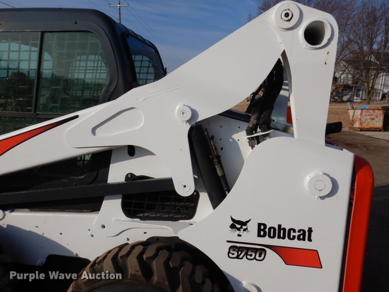 image for item JK9540 2013 Bobcat S750  skid steer loader