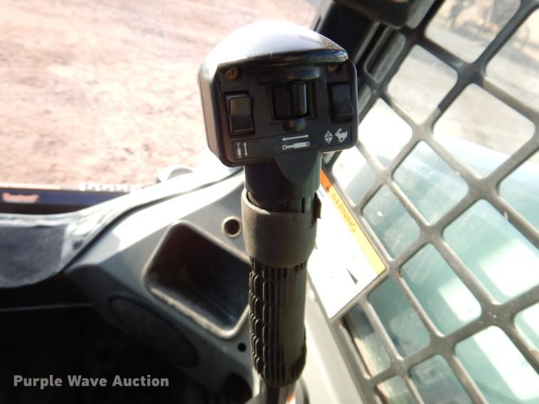 image for item JK9540 2013 Bobcat S750  skid steer loader