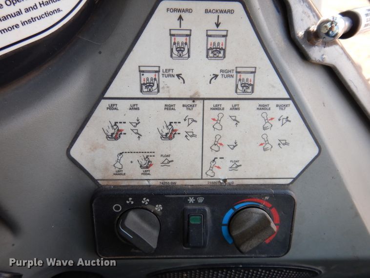 image for item JK9540 2013 Bobcat S750  skid steer loader