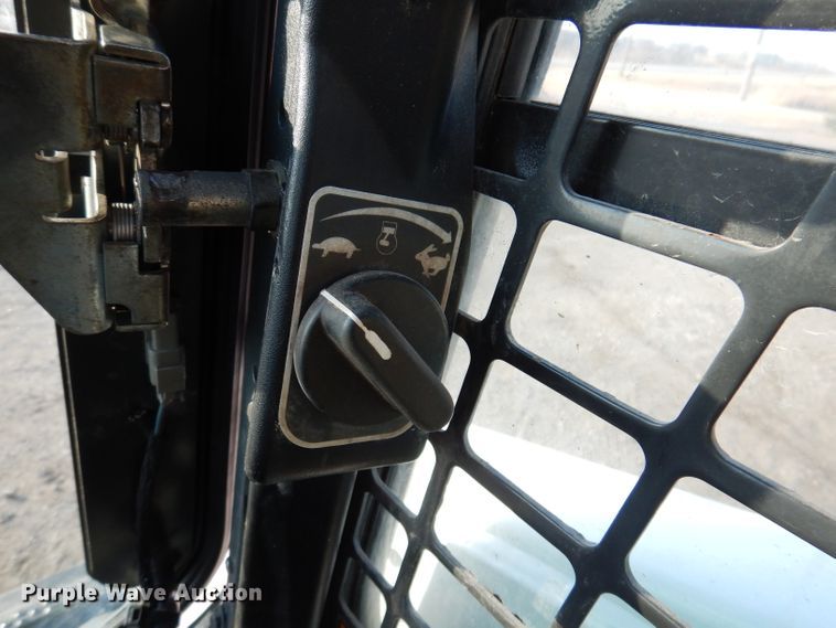 image for item JK9540 2013 Bobcat S750  skid steer loader