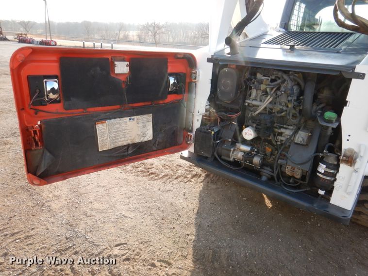 image for item JK9540 2013 Bobcat S750  skid steer loader