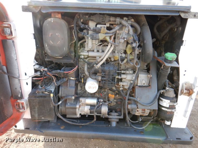 image for item JK9540 2013 Bobcat S750  skid steer loader