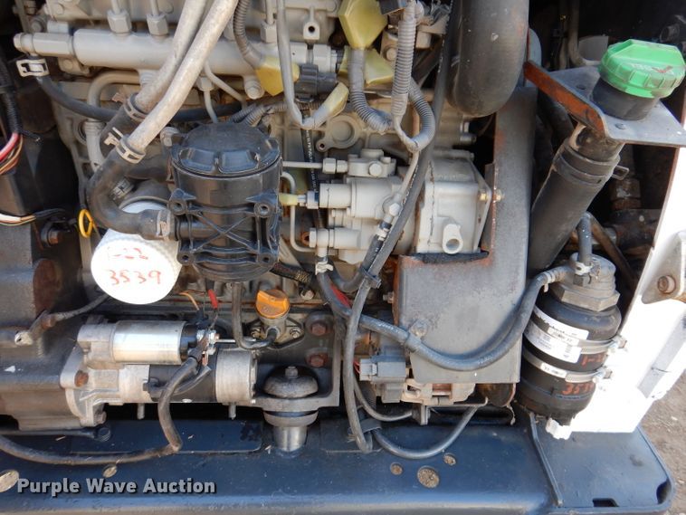 image for item JK9540 2013 Bobcat S750  skid steer loader