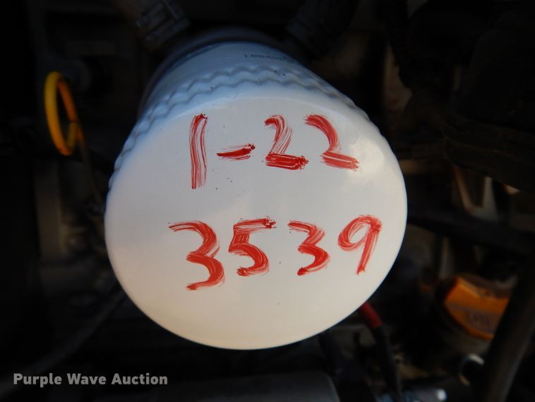 image for item JK9540 2013 Bobcat S750  skid steer loader