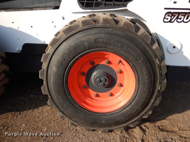 image for item JK9540 2013 Bobcat S750  skid steer loader