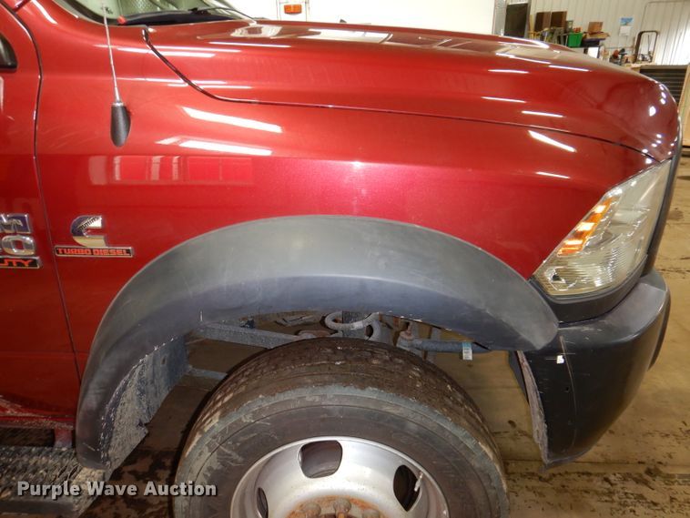 image for item JK9543 2015 Dodge Ram 5500HD  Crew Cab truck cab and chassis