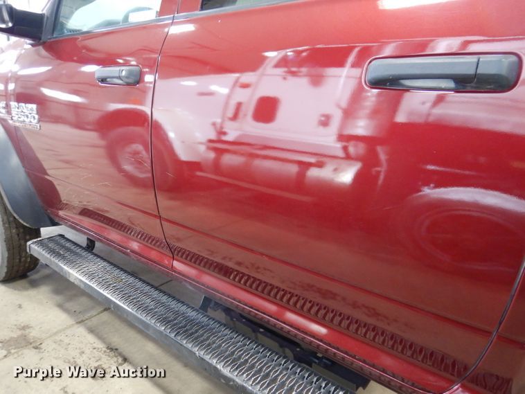 image for item JK9543 2015 Dodge Ram 5500HD  Crew Cab truck cab and chassis