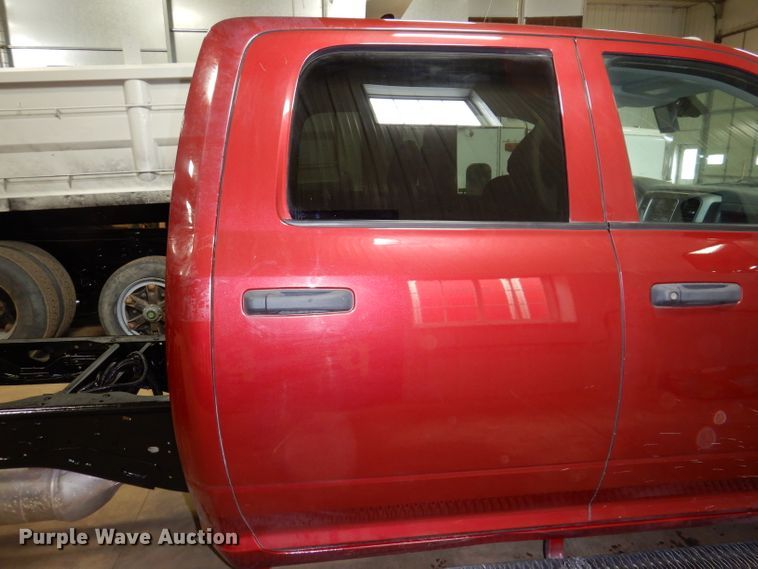 image for item JK9543 2015 Dodge Ram 5500HD  Crew Cab truck cab and chassis