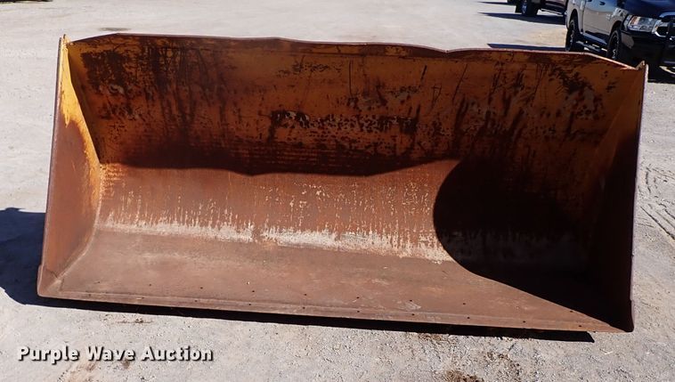 image for item JO9641 Loader bucket