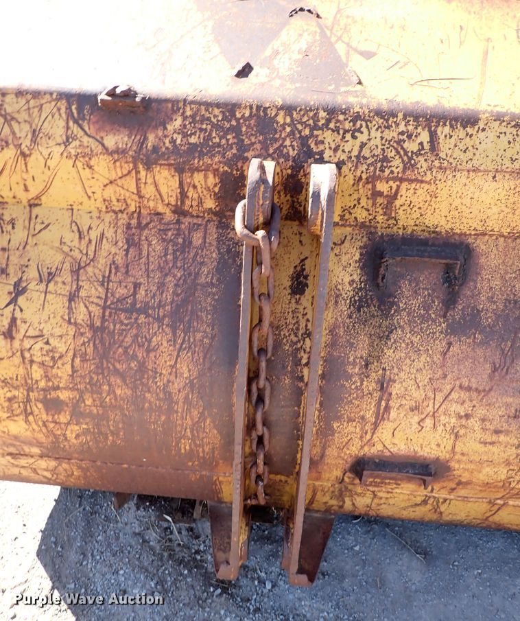 image for item JO9641 Loader bucket