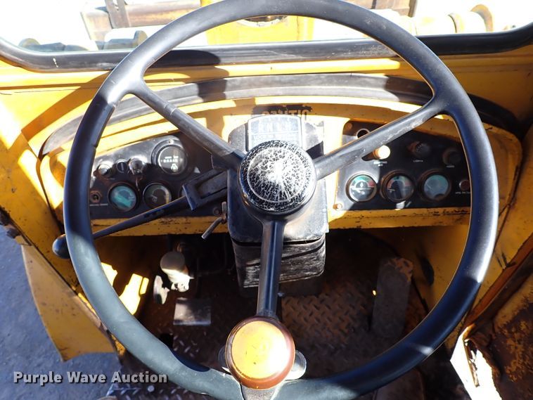 image for item JO9642 1980 John Deere 444  wheel loader