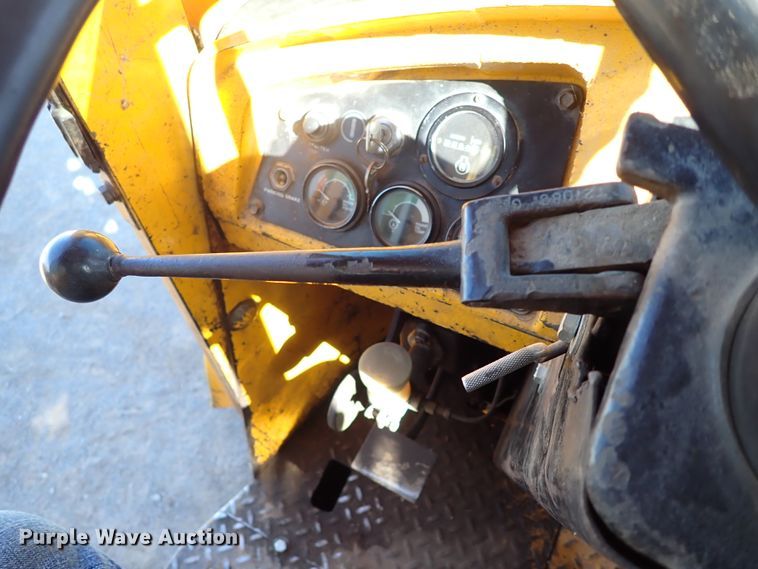 image for item JO9642 1980 John Deere 444  wheel loader