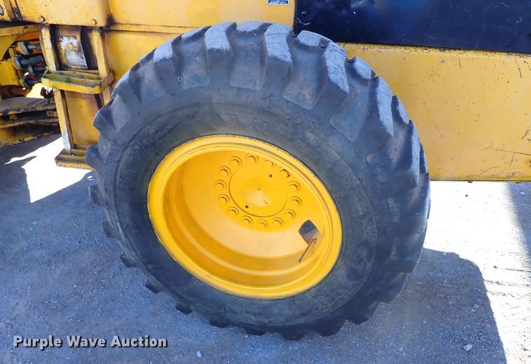 image for item JO9642 1980 John Deere 444  wheel loader