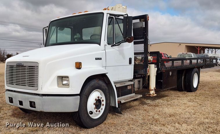 image for item JO9694 1995 Freightliner FL70  crane truck