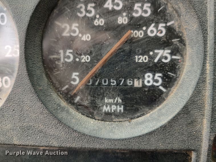 image for item JO9694 1995 Freightliner FL70  crane truck