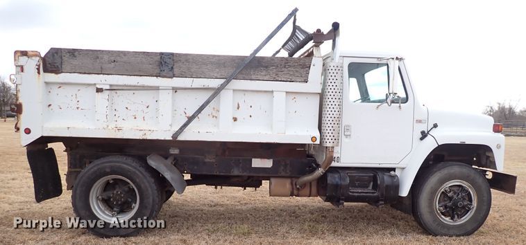 image for item JO9701 1987 International S1900  dump truck