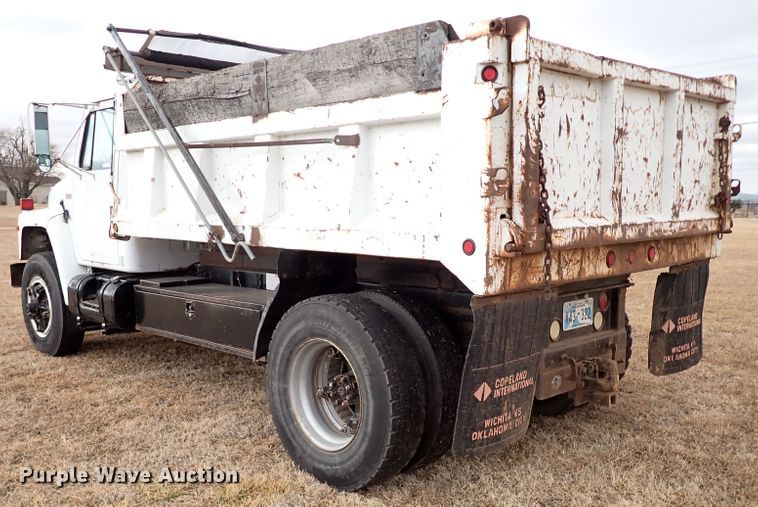 image for item JO9701 1987 International S1900  dump truck