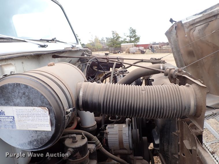 image for item JO9701 1987 International S1900  dump truck