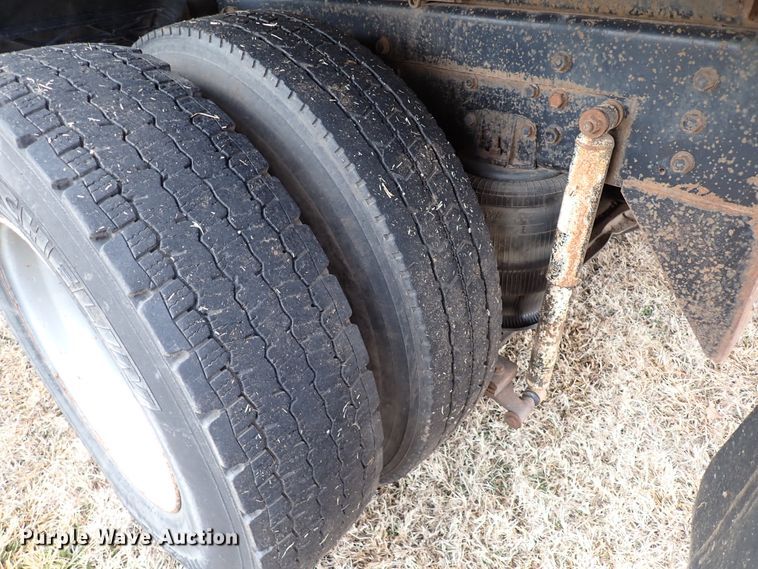 image for item JO9701 1987 International S1900  dump truck