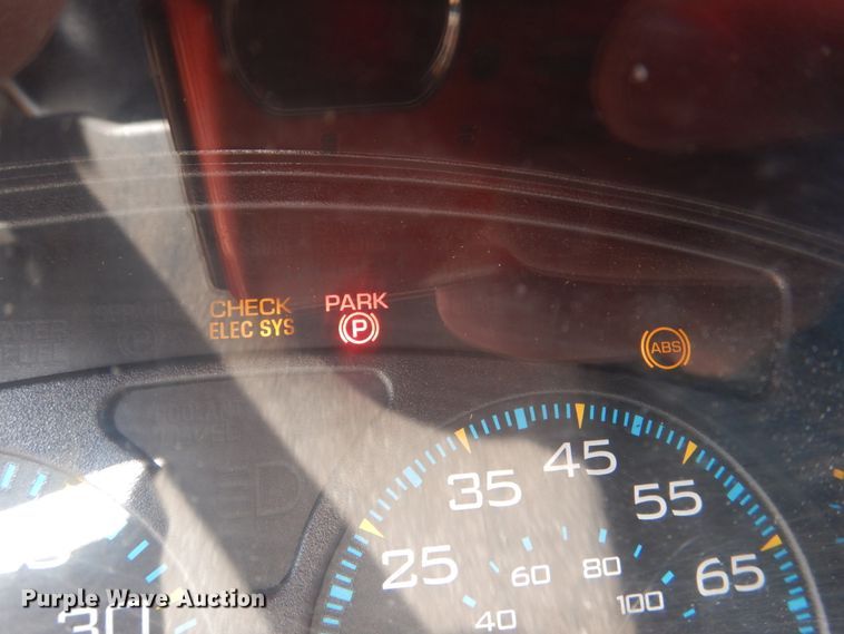 image for item JS9664 2005 International 7400  dump truck