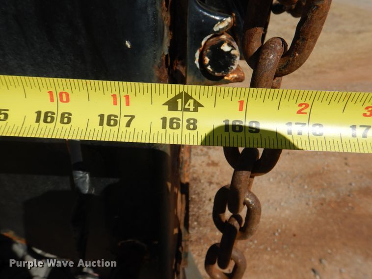 image for item JS9664 2005 International 7400  dump truck