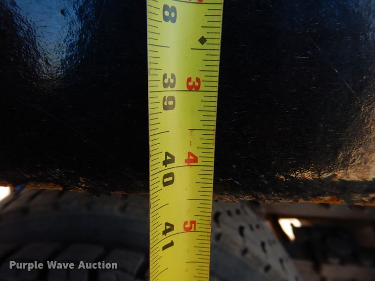 image for item JS9664 2005 International 7400  dump truck