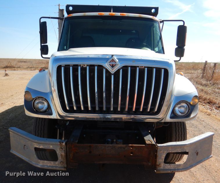 image for item JS9666 2009 International 7400  dump truck