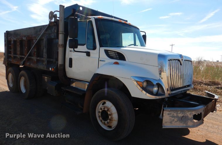 image for item JS9666 2009 International 7400  dump truck