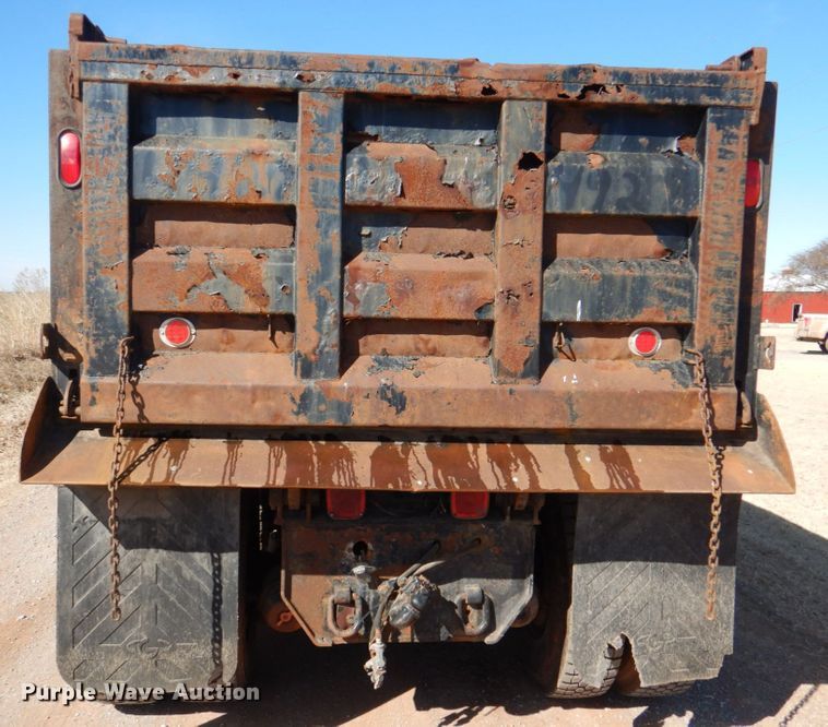 image for item JS9666 2009 International 7400  dump truck