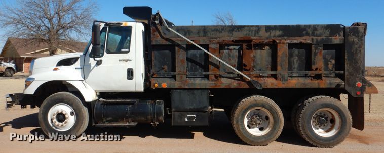 image for item JS9666 2009 International 7400  dump truck