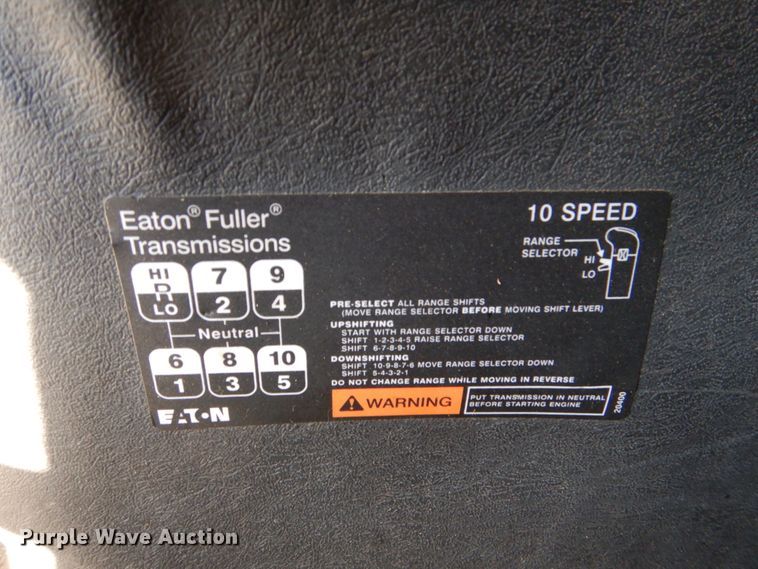 image for item JS9666 2009 International 7400  dump truck