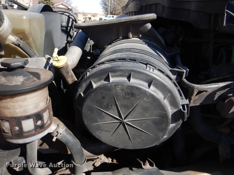 image for item JS9666 2009 International 7400  dump truck