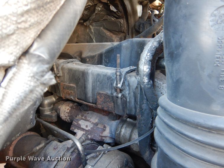 image for item JS9666 2009 International 7400  dump truck