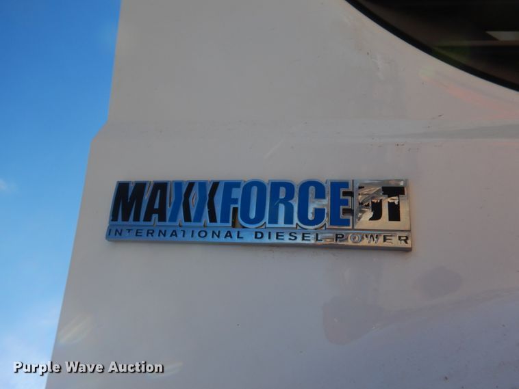 image for item JS9666 2009 International 7400  dump truck