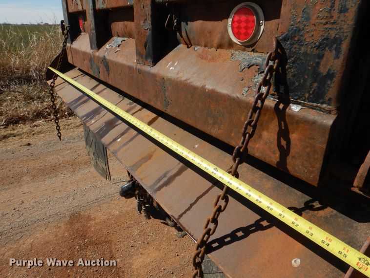 image for item JS9666 2009 International 7400  dump truck